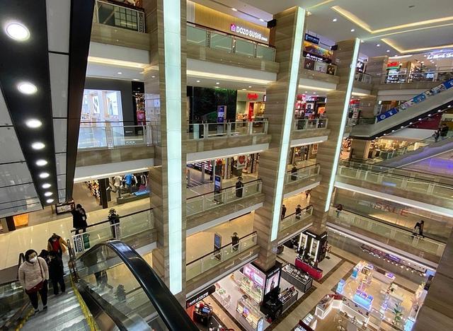 疫情下的越南首都 商場空蕩，旅游業遇寒冬